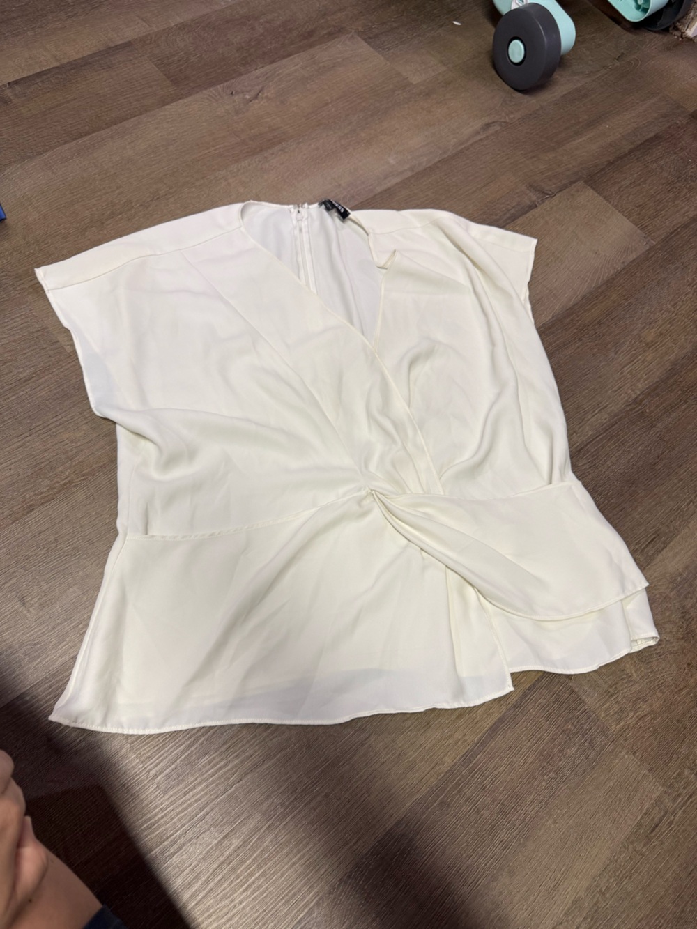 Express White Blouse, Twist front with Back Zip